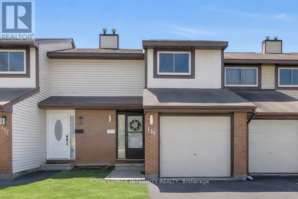 22 - 135 CASTLEFRANK ROAD, ottawa, Ontario