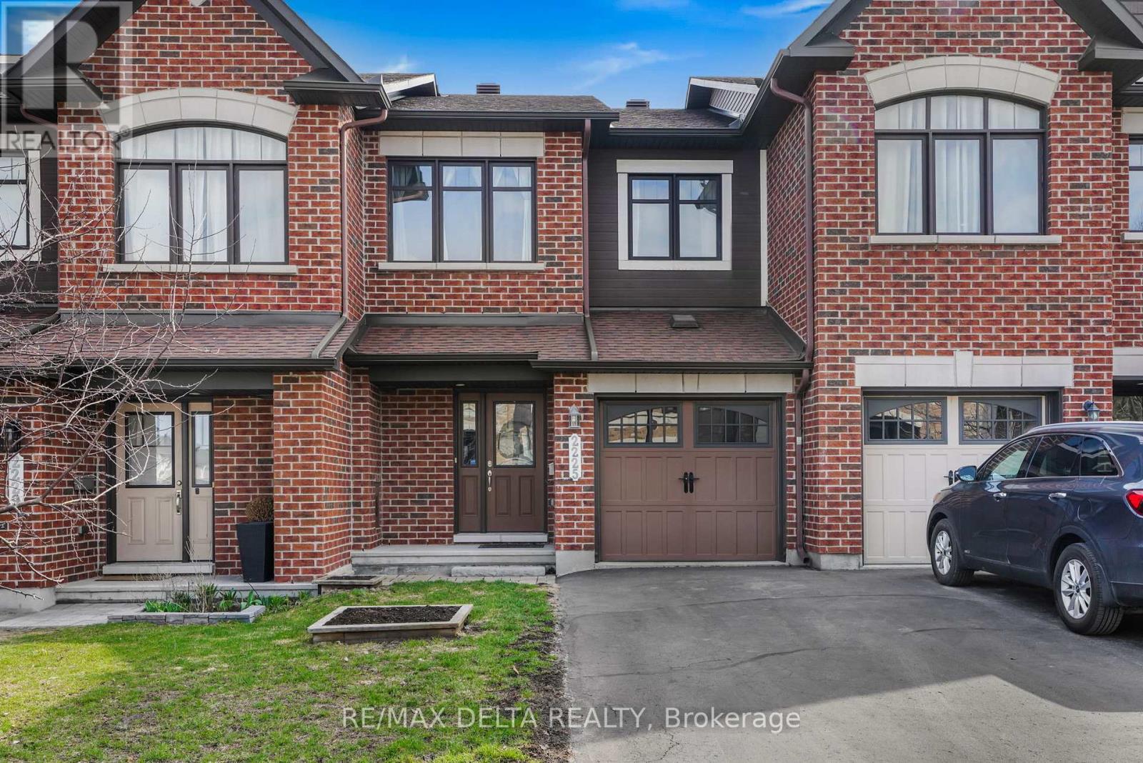2225 MARBLE CRESCENT, Clarence-Rockland, Ontario
