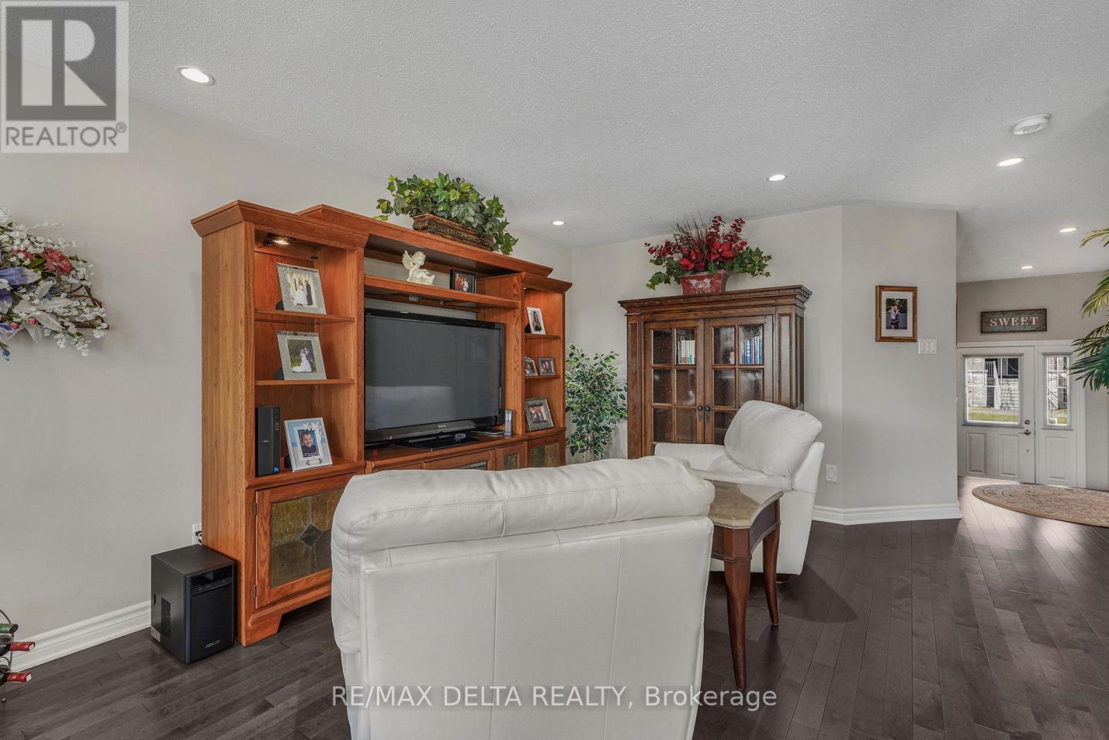 2225 Marble Crescent, Clarence-Rockland, Ontario  K4K 0G9 - Photo 7 - X13039766