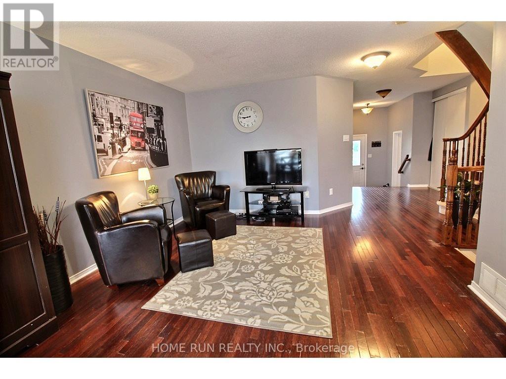 194 Flamborough Way, Ottawa, Ontario  K2W 1G6 - Photo 4 - X13039902