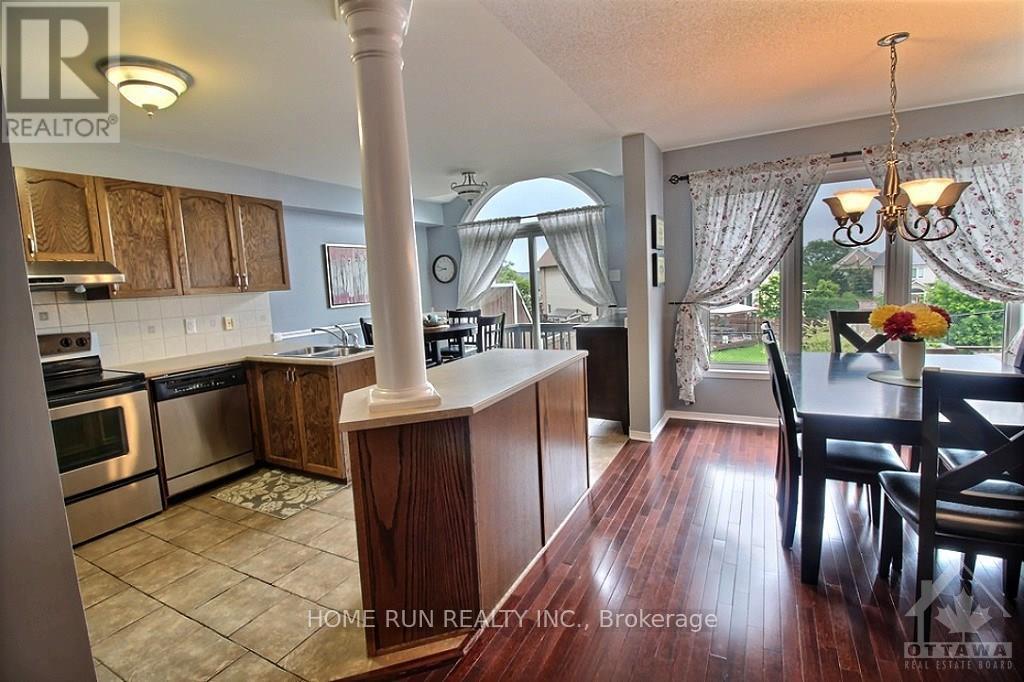 194 Flamborough Way, Ottawa, Ontario  K2W 1G6 - Photo 5 - X13039902