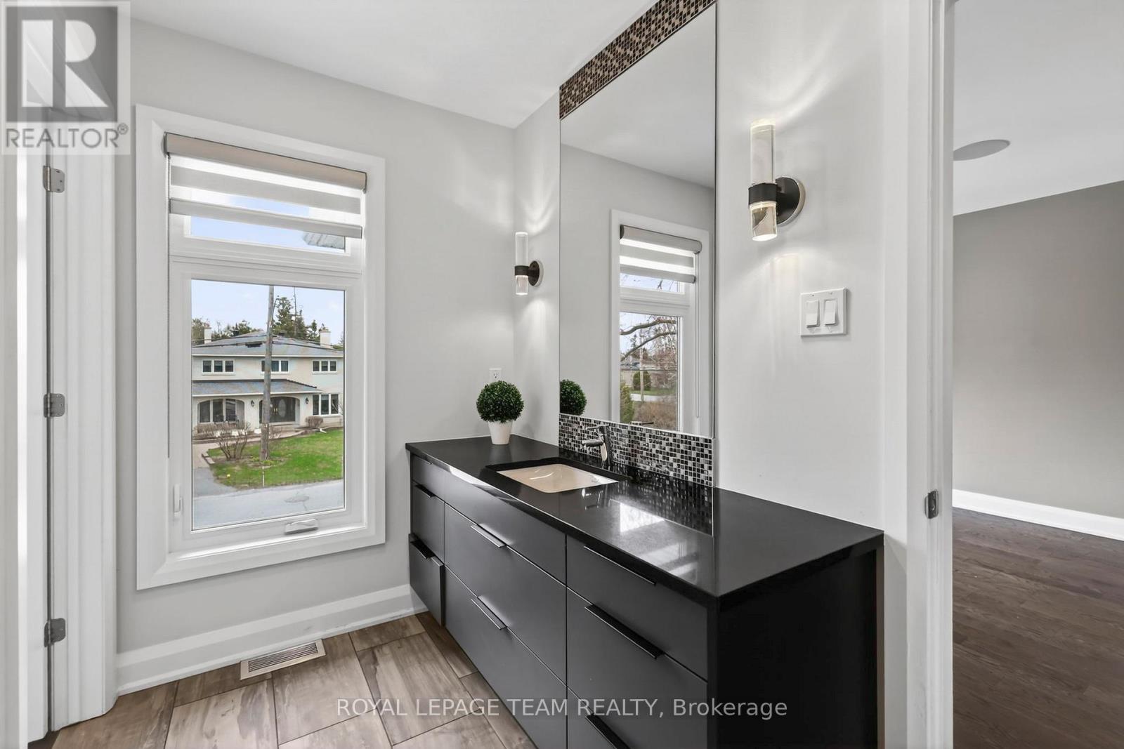 1670 Ortona Avenue, Ottawa, Ontario  K2C 1W7 - Photo 35 - X13039976