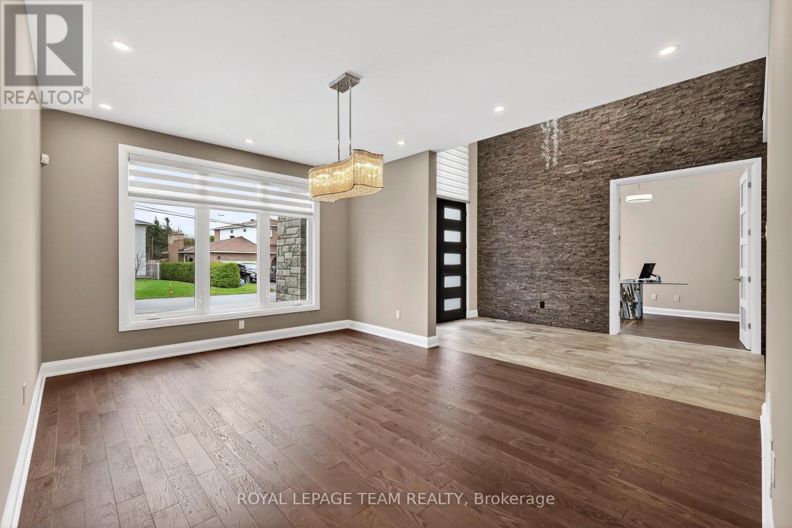 1670 Ortona Avenue, Ottawa, Ontario  K2C 1W7 - Photo 9 - X13039976