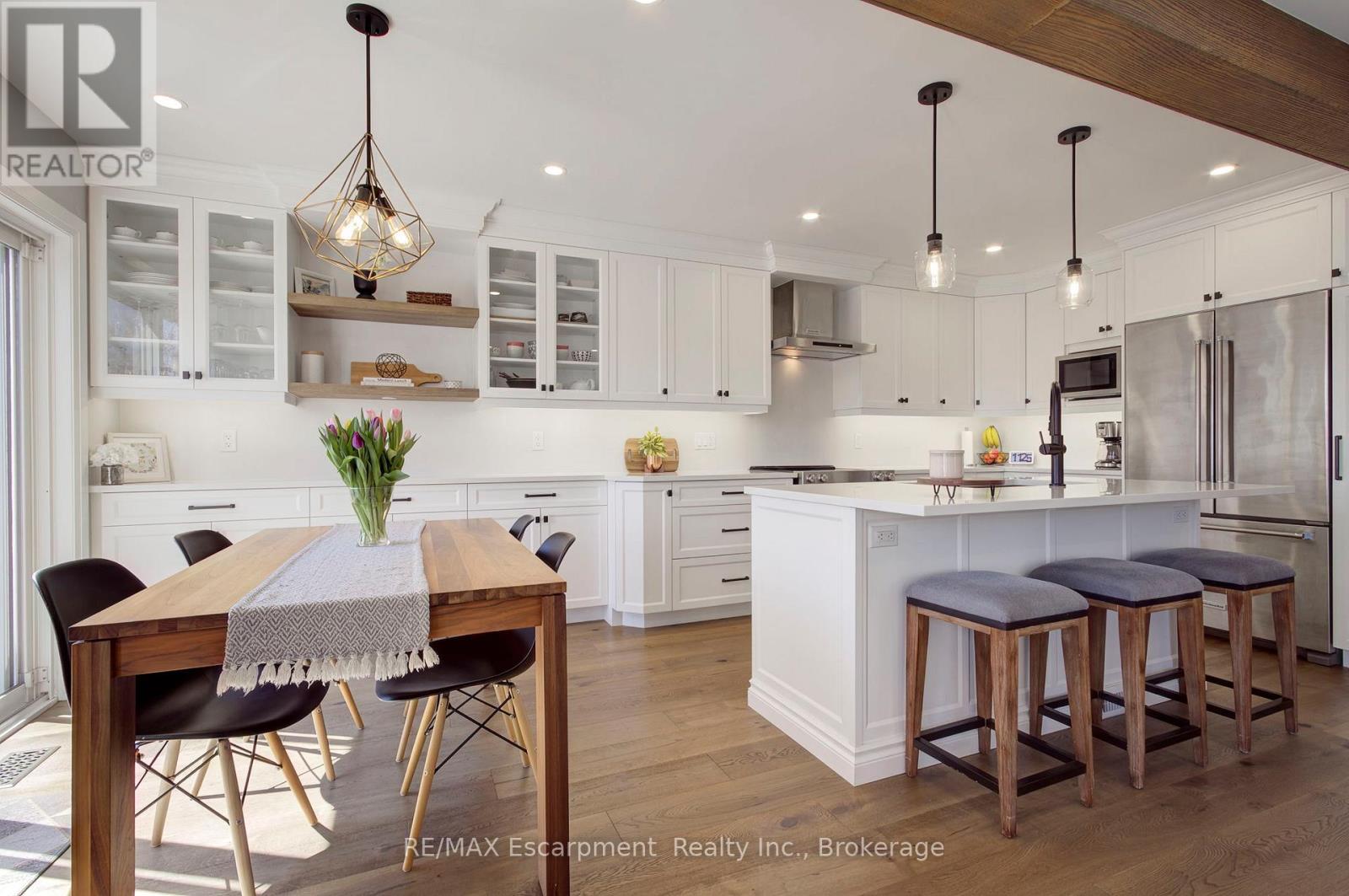 4868 Capri Crescent, Burlington, Ontario  L7M 0H8 - Photo 11 - W13039668