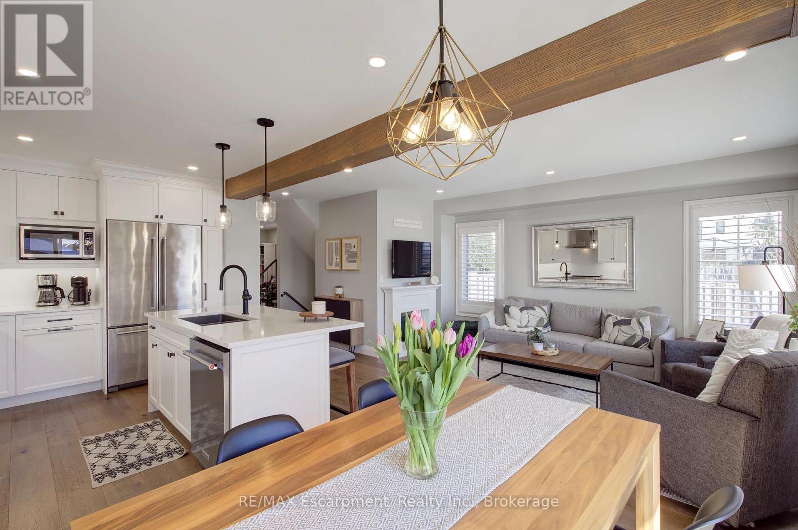 4868 Capri Crescent, Burlington, Ontario  L7M 0H8 - Photo 15 - W13039668