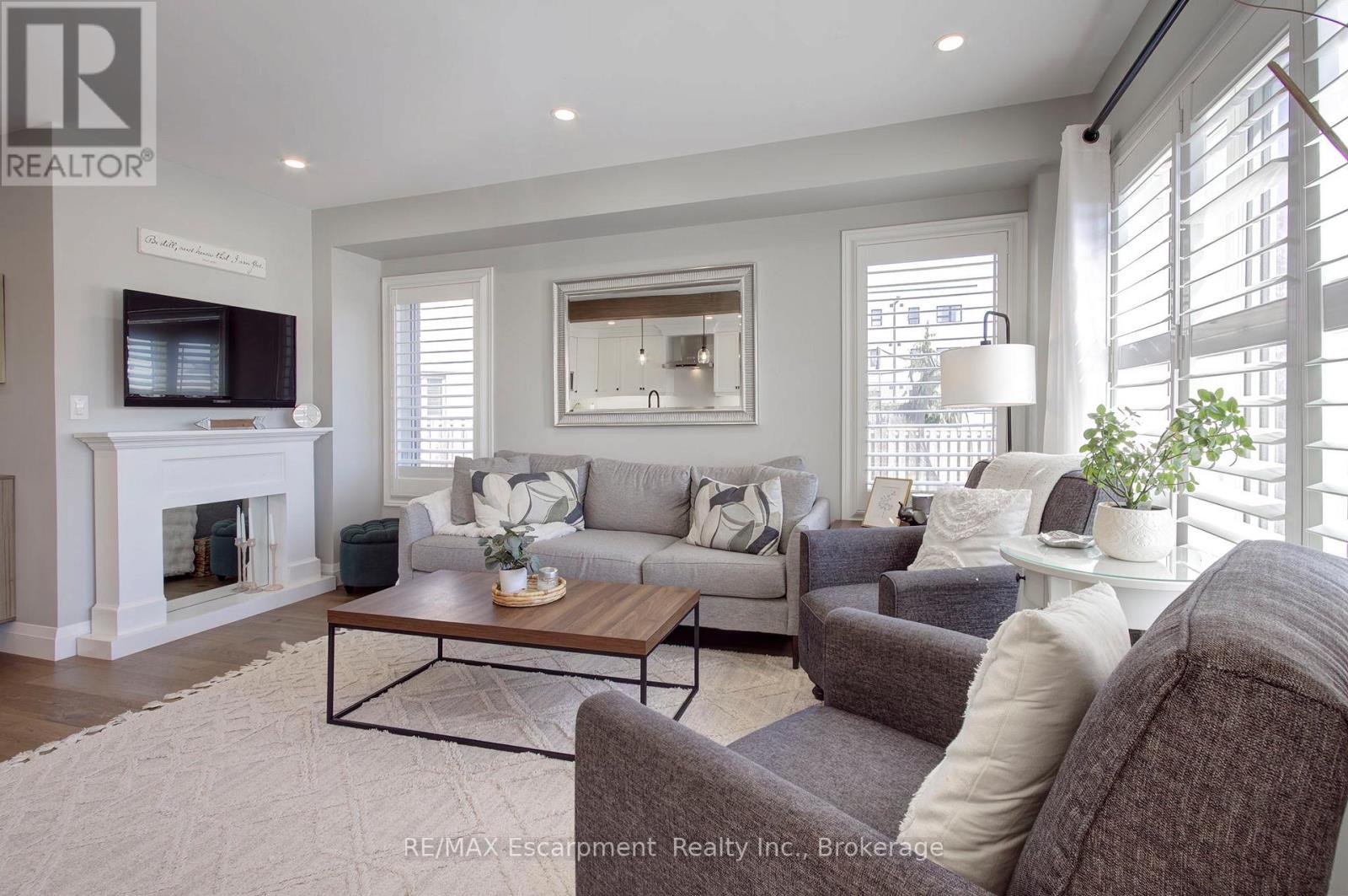 4868 Capri Crescent, Burlington, Ontario  L7M 0H8 - Photo 16 - W13039668