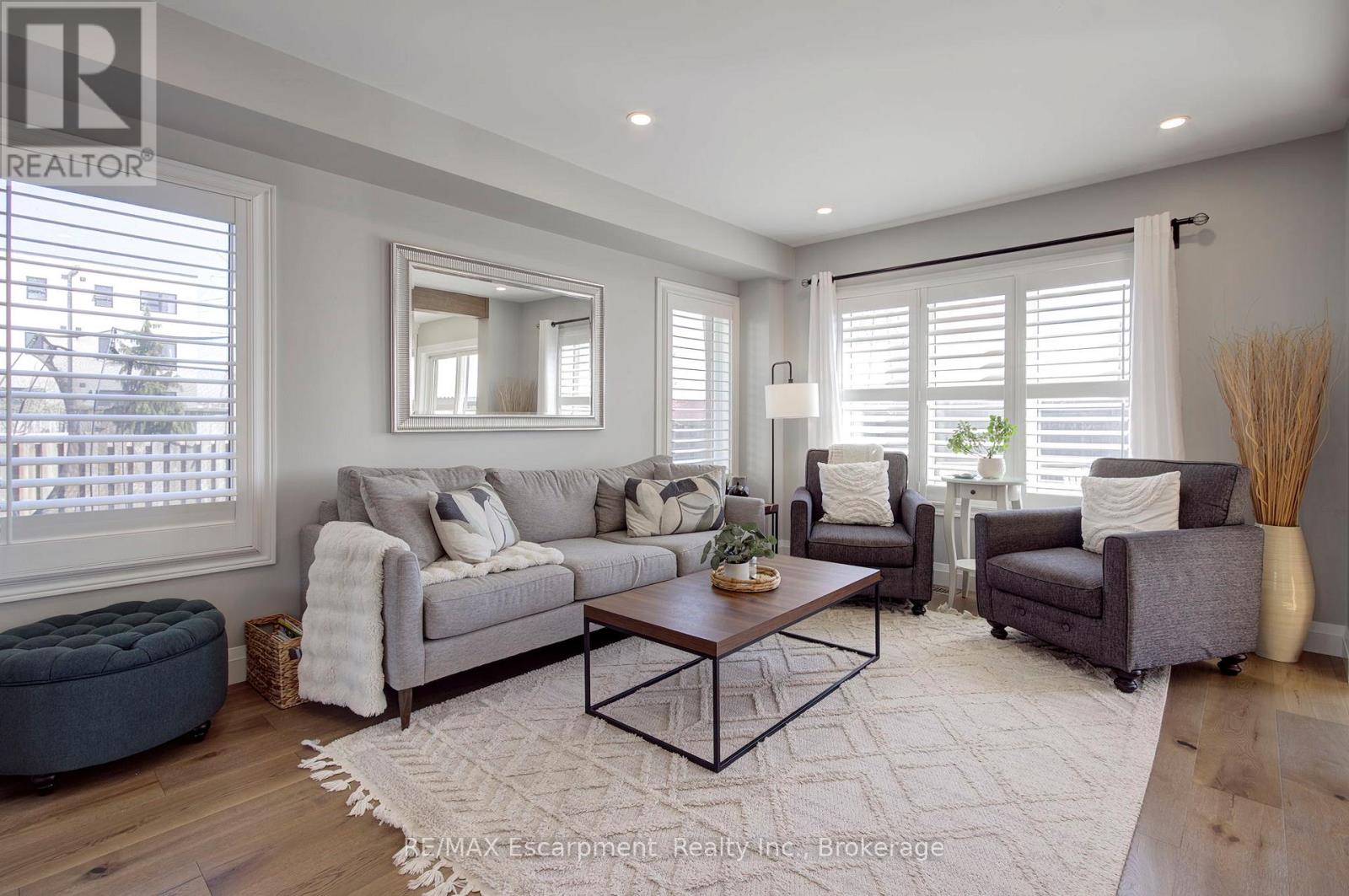 4868 Capri Crescent, Burlington, Ontario  L7M 0H8 - Photo 17 - W13039668