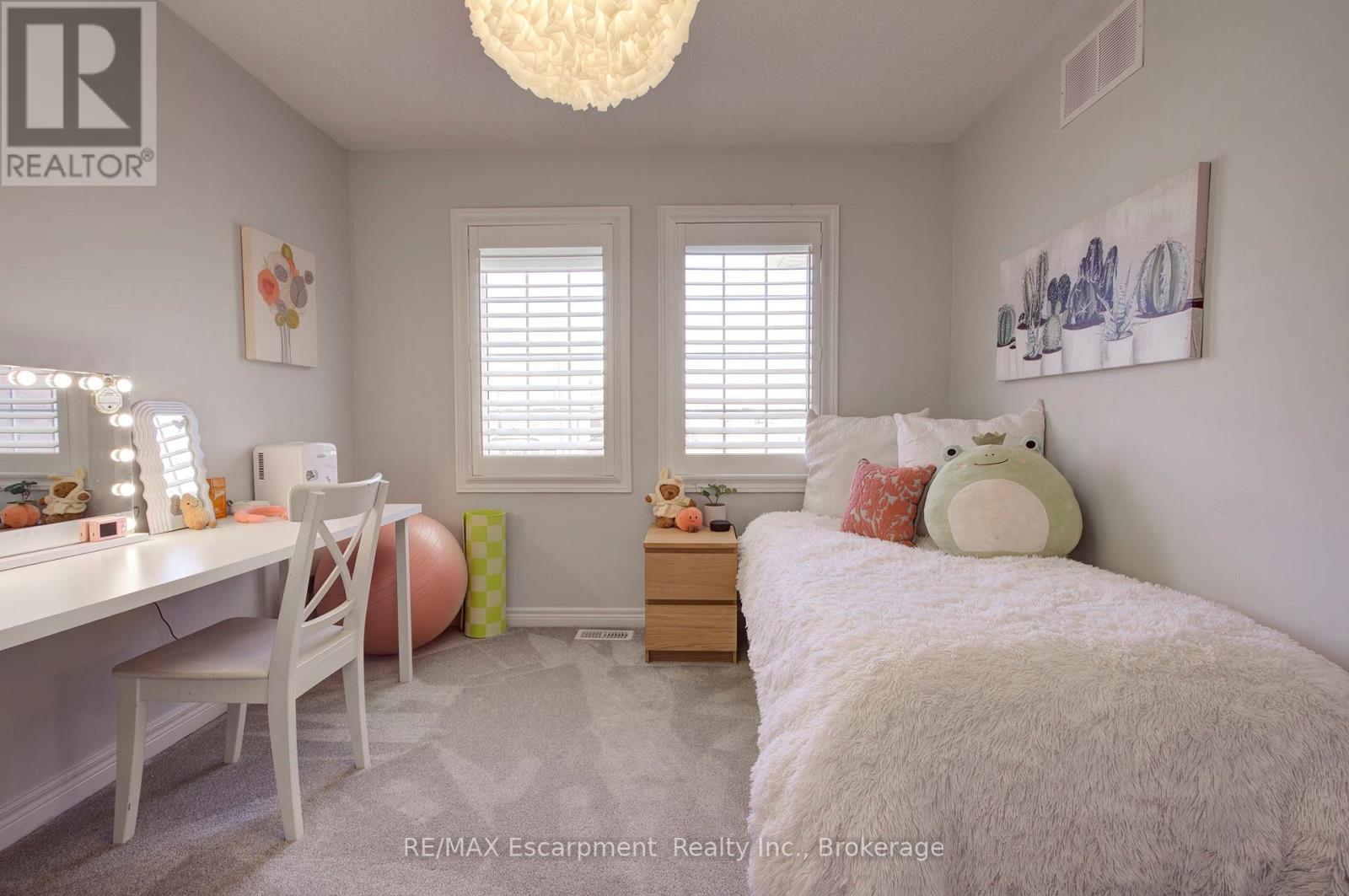 4868 Capri Crescent, Burlington, Ontario  L7M 0H8 - Photo 24 - W13039668