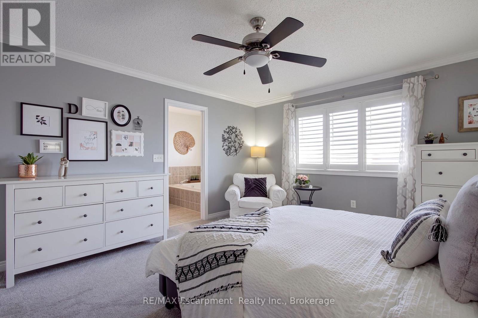 4868 Capri Crescent, Burlington, Ontario  L7M 0H8 - Photo 30 - W13039668