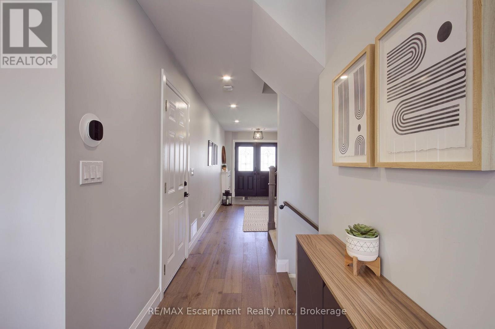 4868 Capri Crescent, Burlington, Ontario  L7M 0H8 - Photo 33 - W13039668