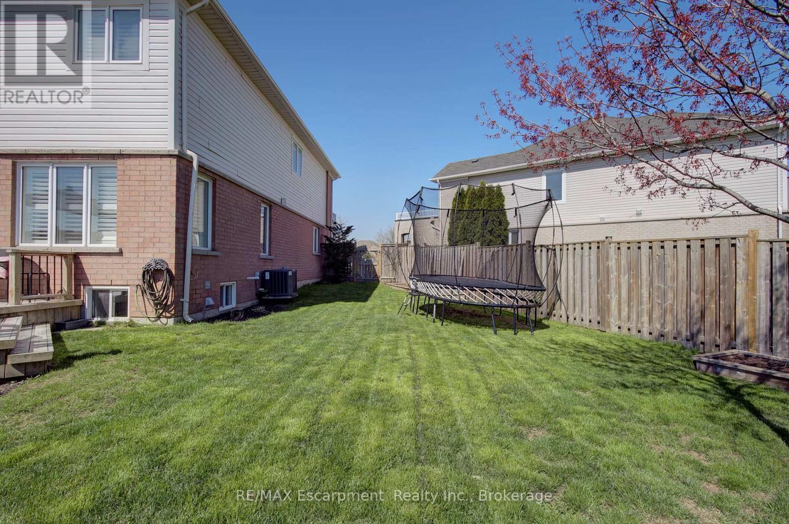4868 Capri Crescent, Burlington, Ontario  L7M 0H8 - Photo 44 - W13039668