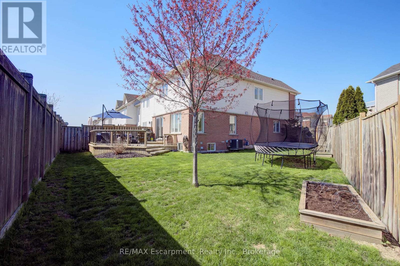 4868 Capri Crescent, Burlington, Ontario  L7M 0H8 - Photo 45 - W13039668