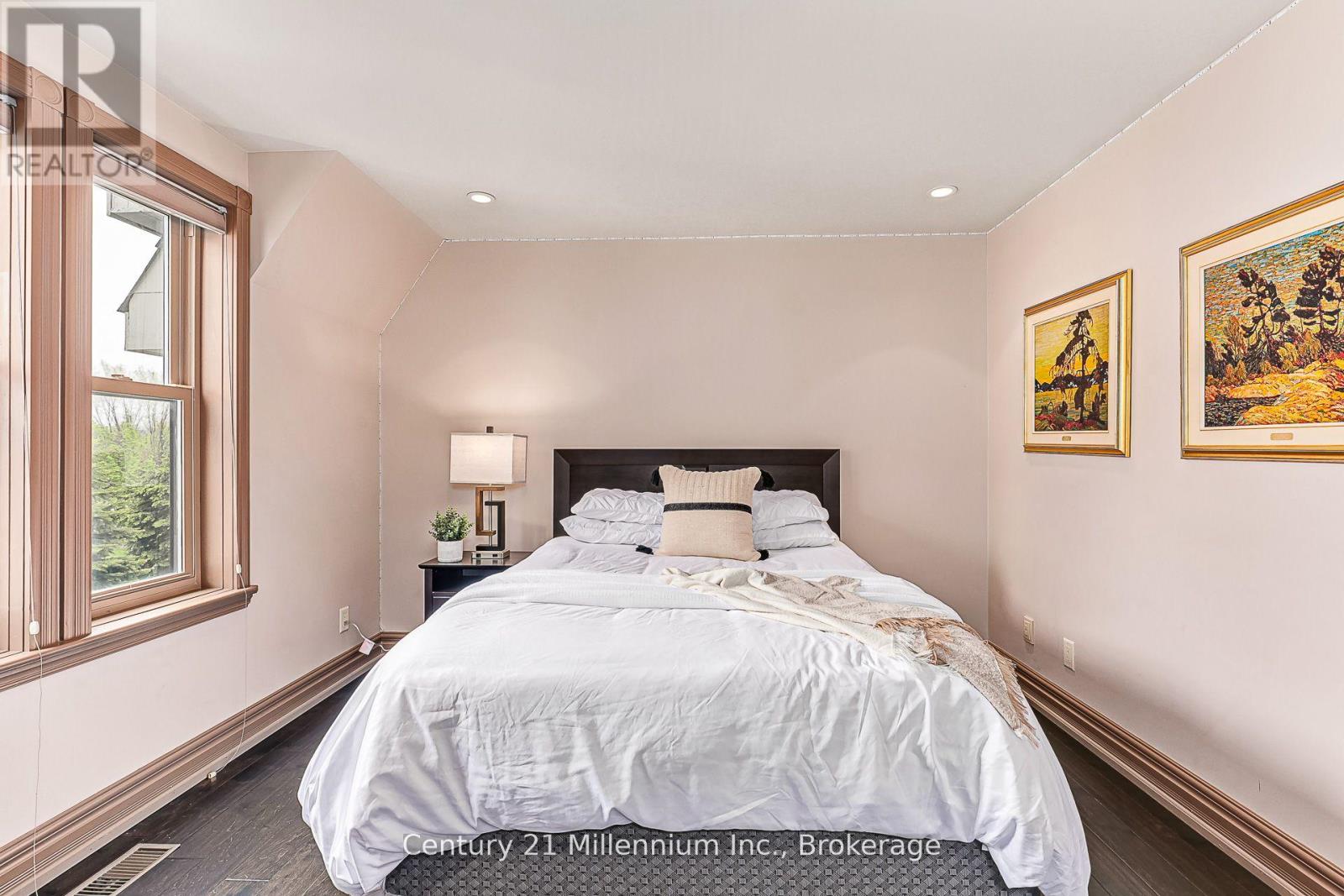 159 Snowbridge Way, Blue Mountains, Ontario  L9Y 0V1 - Photo 35 - X13006744