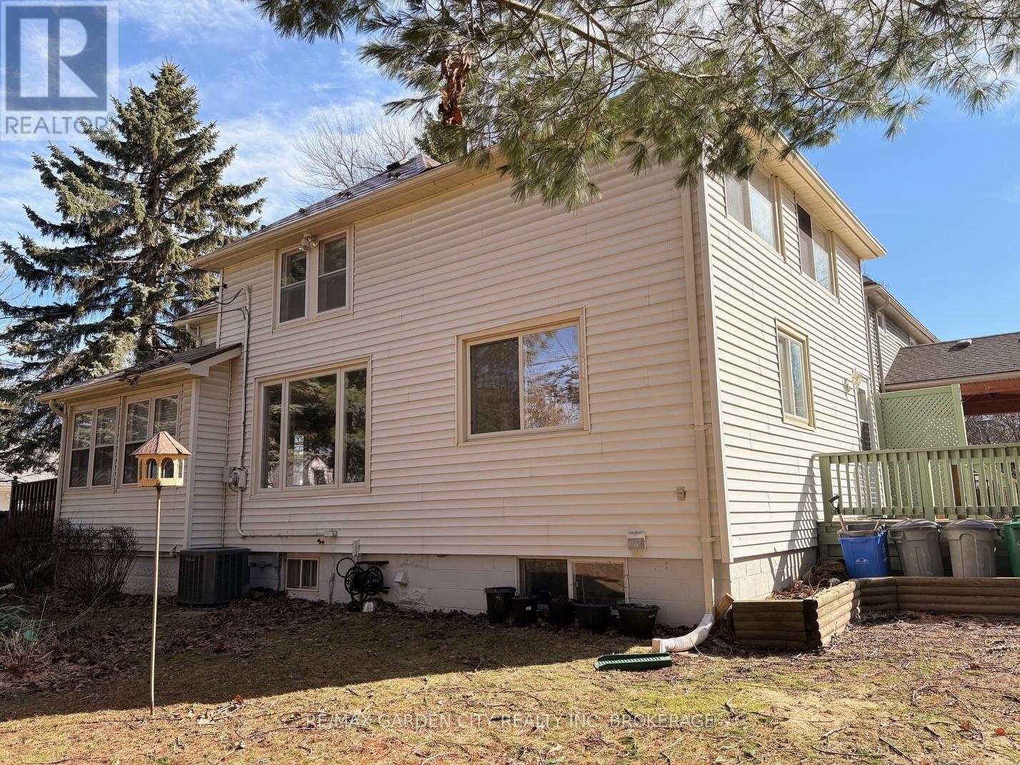 26 Chestnut Street, Pelham, Ontario  L3E 0K3 - Photo 33 - X13039724