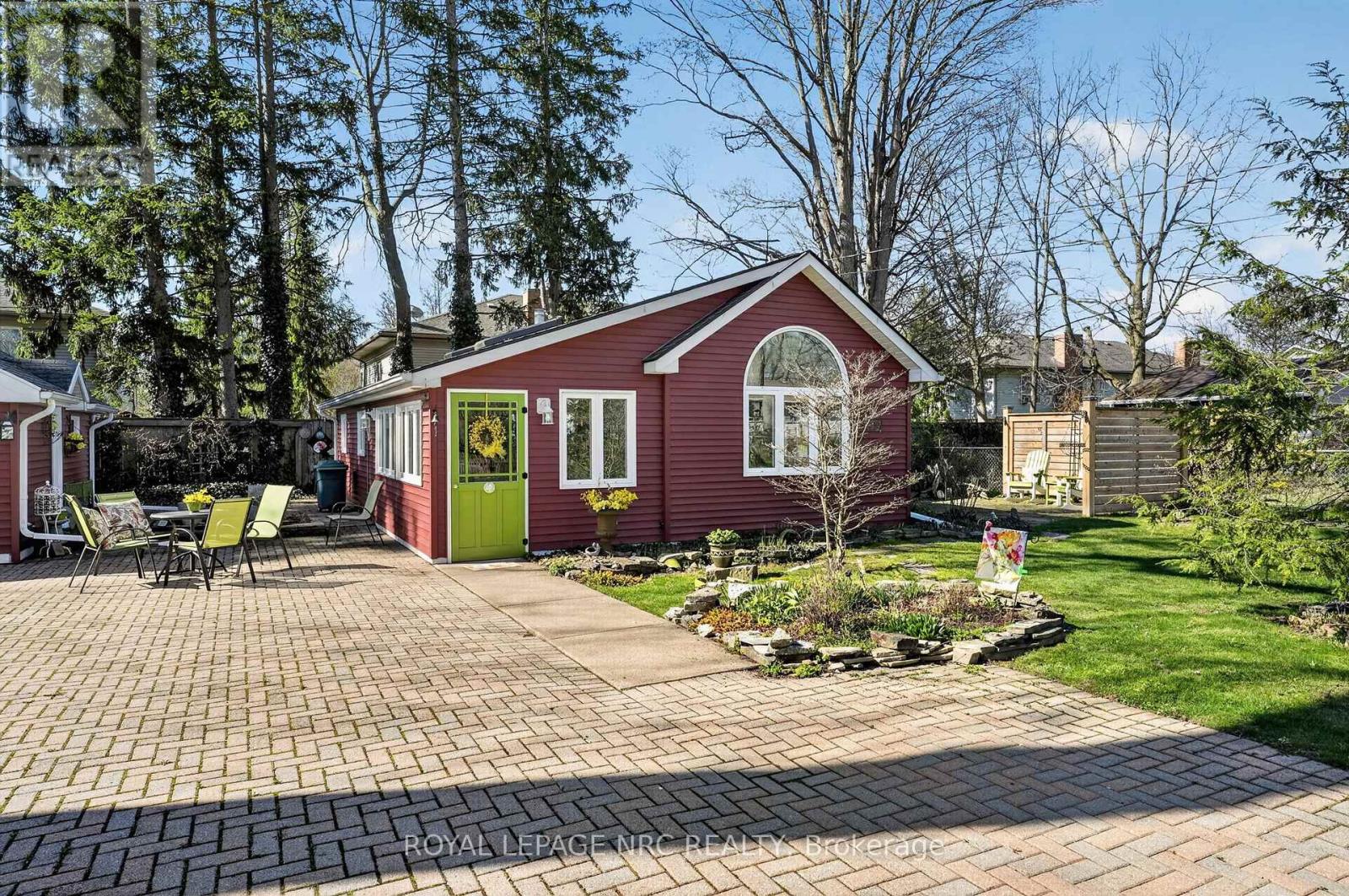 3979 Wellington Court, Fort Erie, Ontario  L0S 1B0 - Photo 2 - X13039824