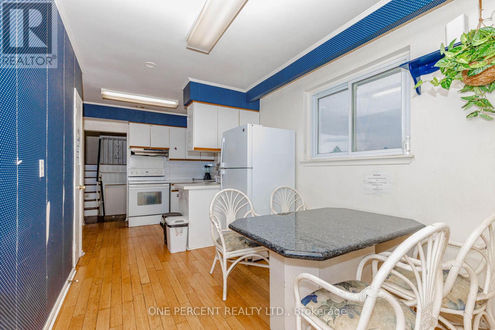 80 Fallingdale Crescent, Toronto, Ontario  M3J 1C5 - Photo 28 - W12769380