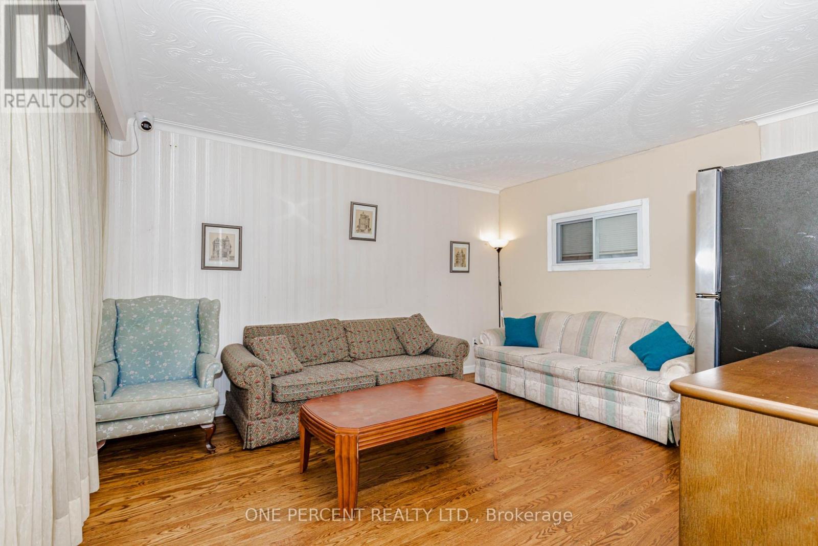 80 Fallingdale Crescent, Toronto, Ontario  M3J 1C5 - Photo 24 - W12769380