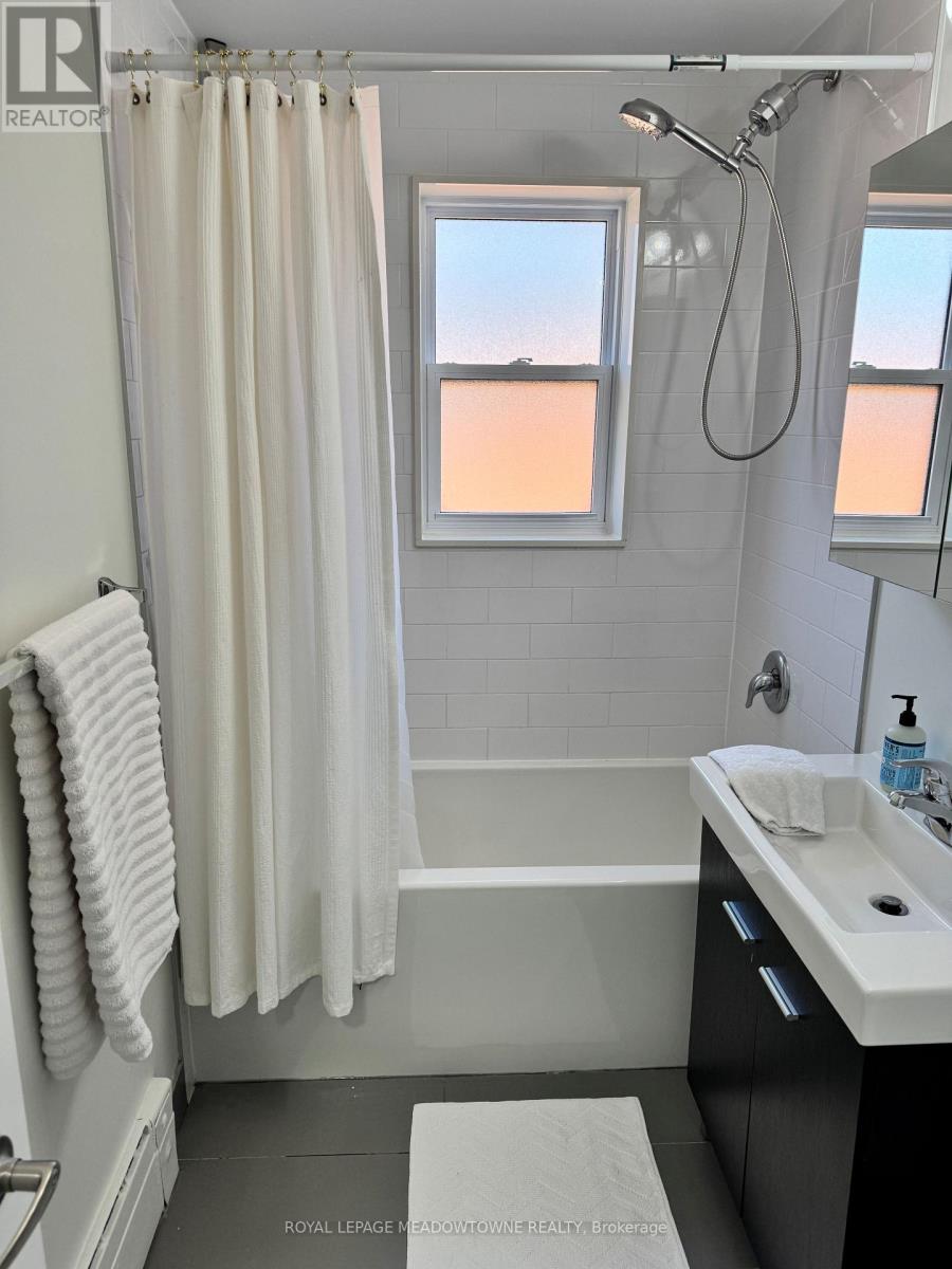 3 - 33 Broadview Avenue, Mississauga, Ontario  L5H 2S8 - Photo 15 - W12742994