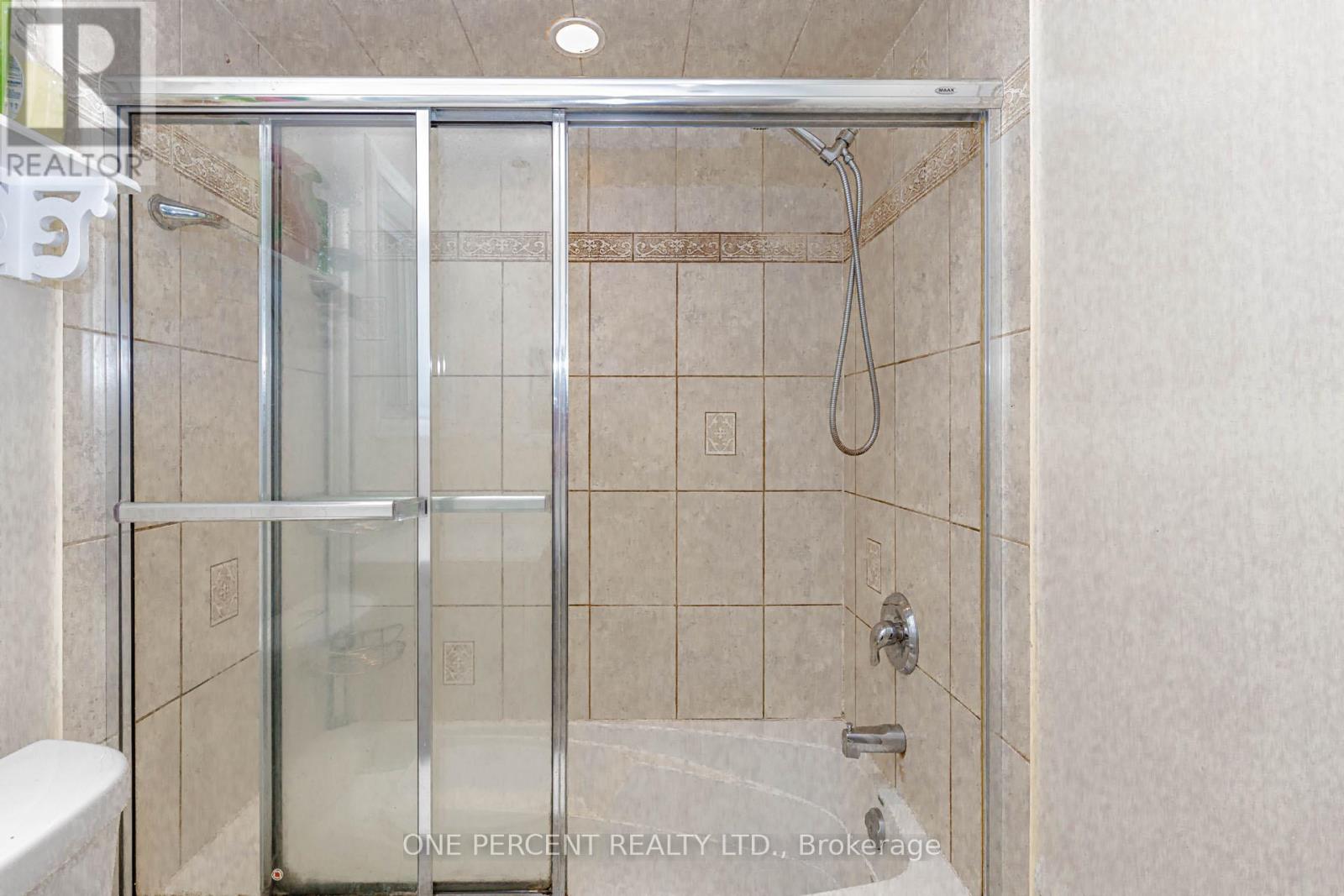 80 Fallingdale Crescent, Toronto, Ontario  M3J 1C5 - Photo 40 - W12769380