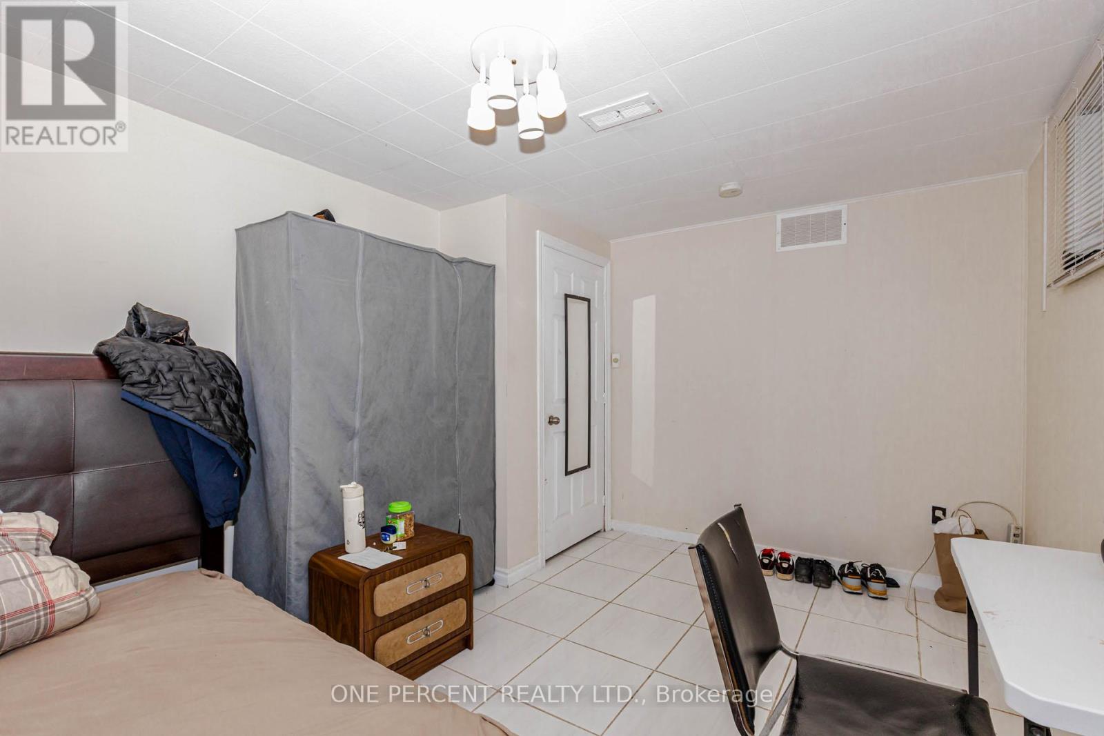 80 Fallingdale Crescent, Toronto, Ontario  M3J 1C5 - Photo 12 - W12769380