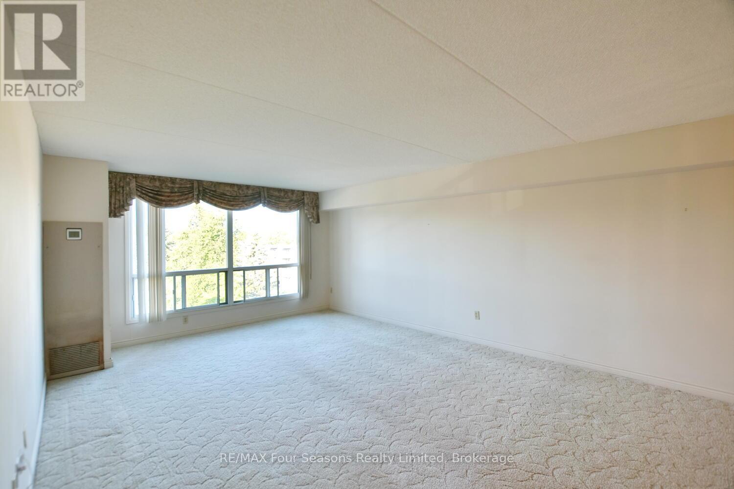 505 - 172 Eighth Street, Collingwood, Ontario  L9Y 4T2 - Photo 12 - S12451550