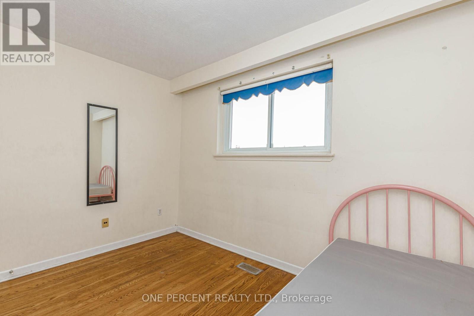 80 Fallingdale Crescent, Toronto, Ontario  M3J 1C5 - Photo 42 - W12769380