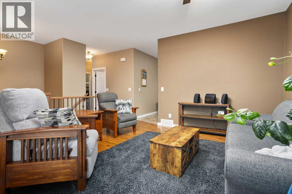 7506 37a Avenue, Camrose, Alberta  T4V 5E3 - Photo 10 - A2303768