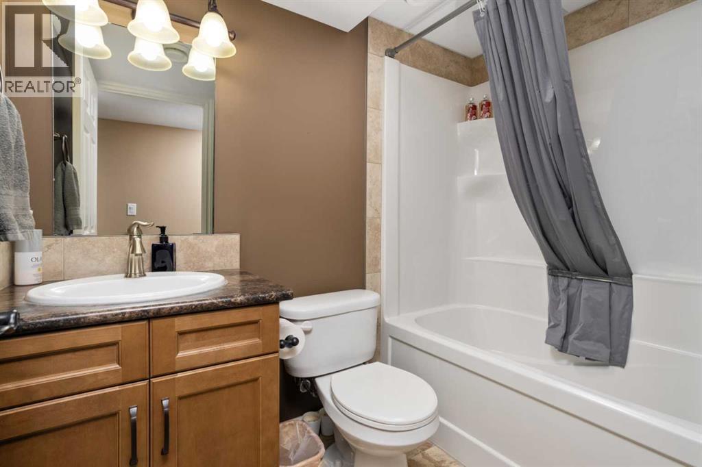 7506 37a Avenue, Camrose, Alberta  T4V 5E3 - Photo 24 - A2303768