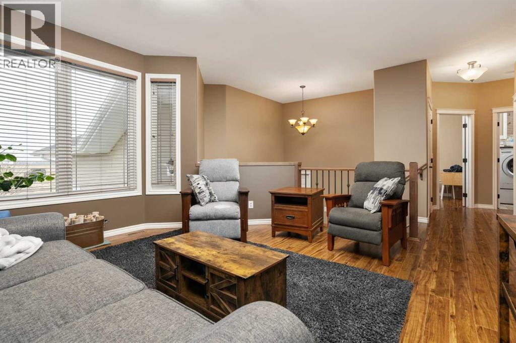 7506 37a Avenue, Camrose, Alberta  T4V 5E3 - Photo 9 - A2303768