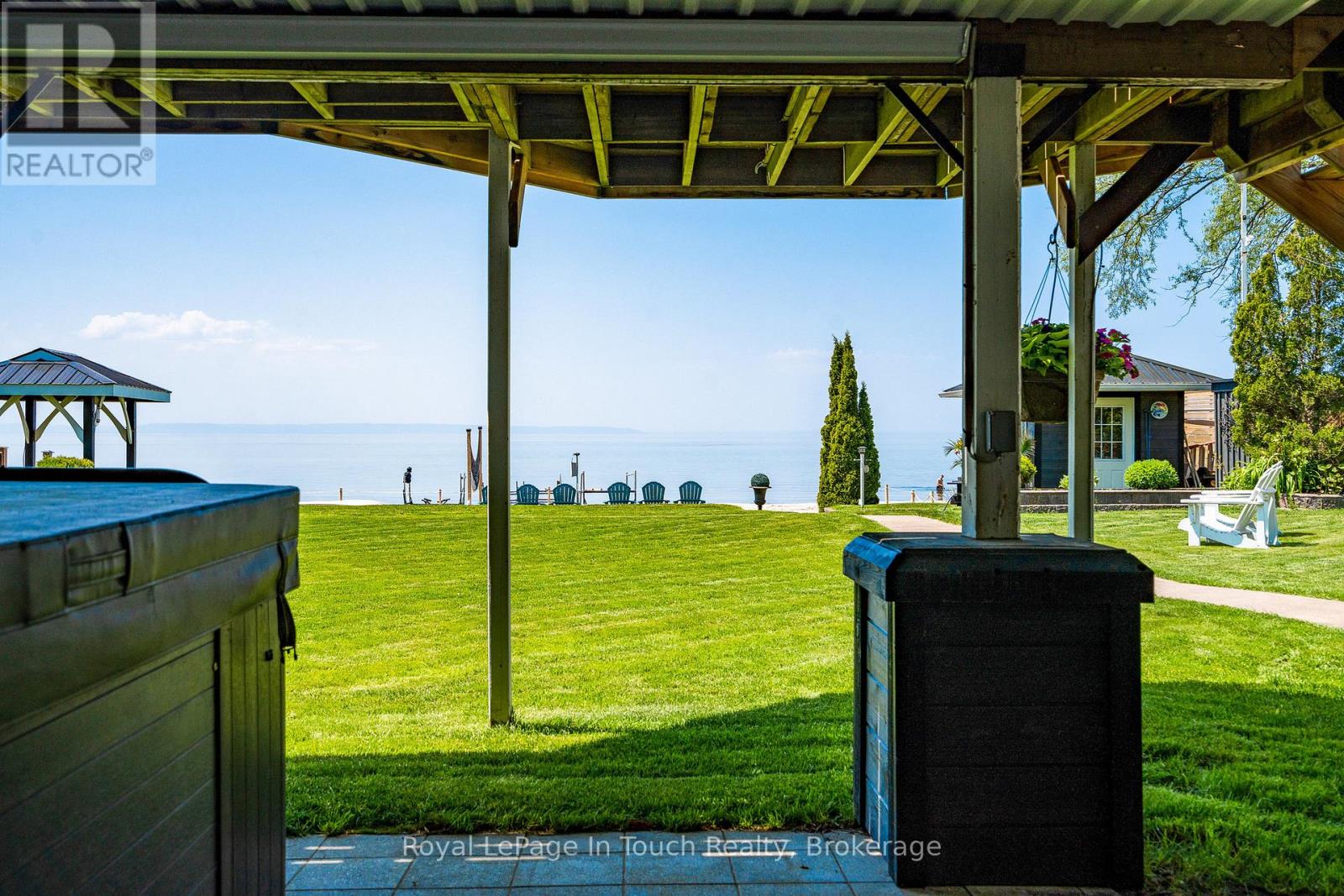 8 Tiny Beaches Road S, Tiny, Ontario  L0L 2J0 - Photo 39 - S12665604