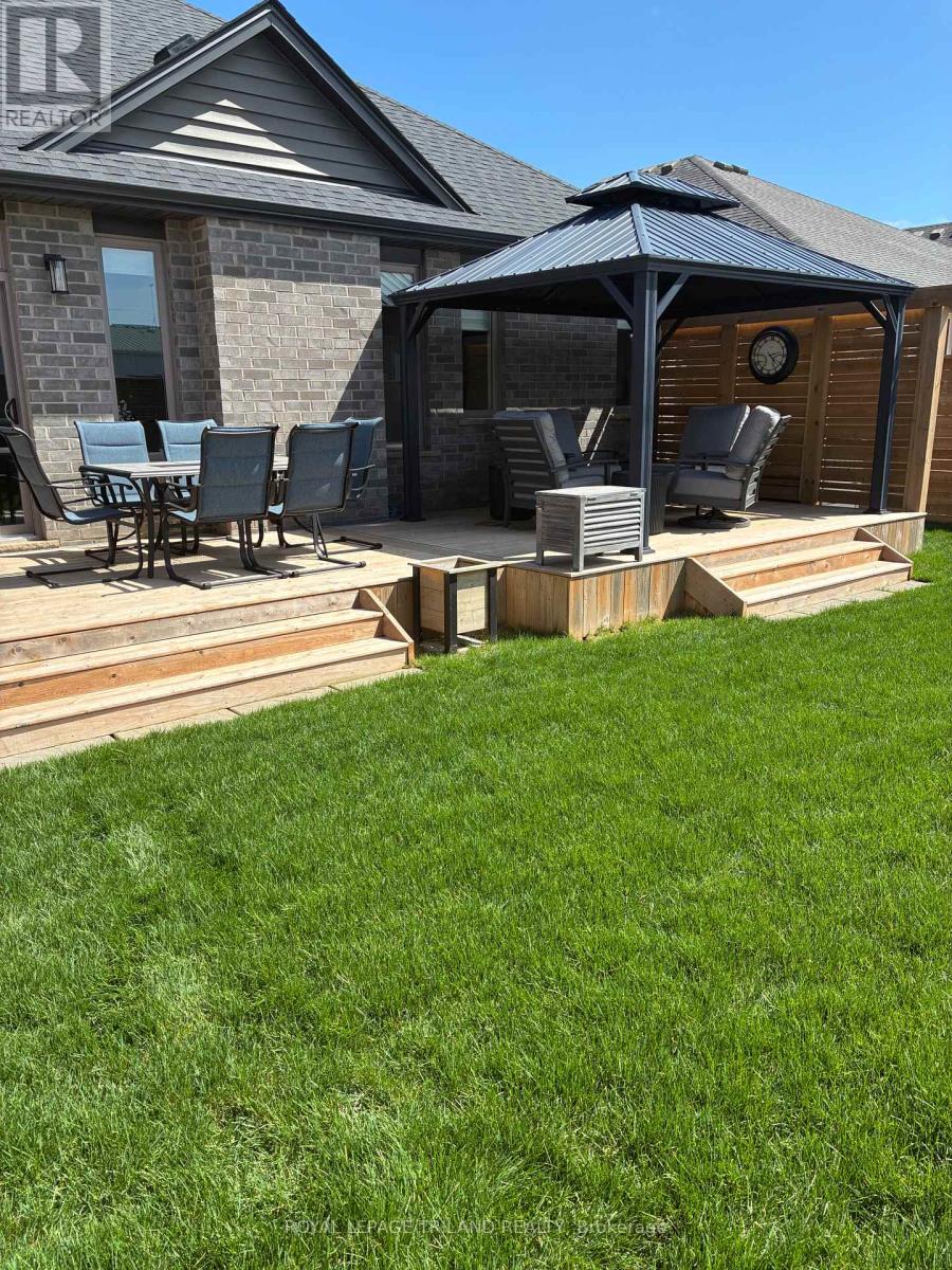 252 Renaissance Drive, St. Thomas, Ontario  N5R 0P9 - Photo 42 - X12847454