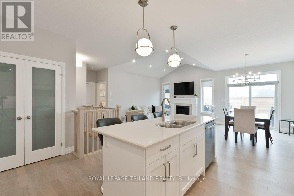 252 Renaissance Drive, St. Thomas, Ontario  N5R 0P9 - Photo 7 - X12847454