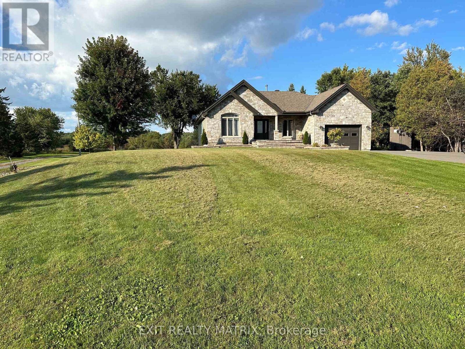6560 COUNTY RD 17 ROAD, Alfred and Plantagenet, Ontario