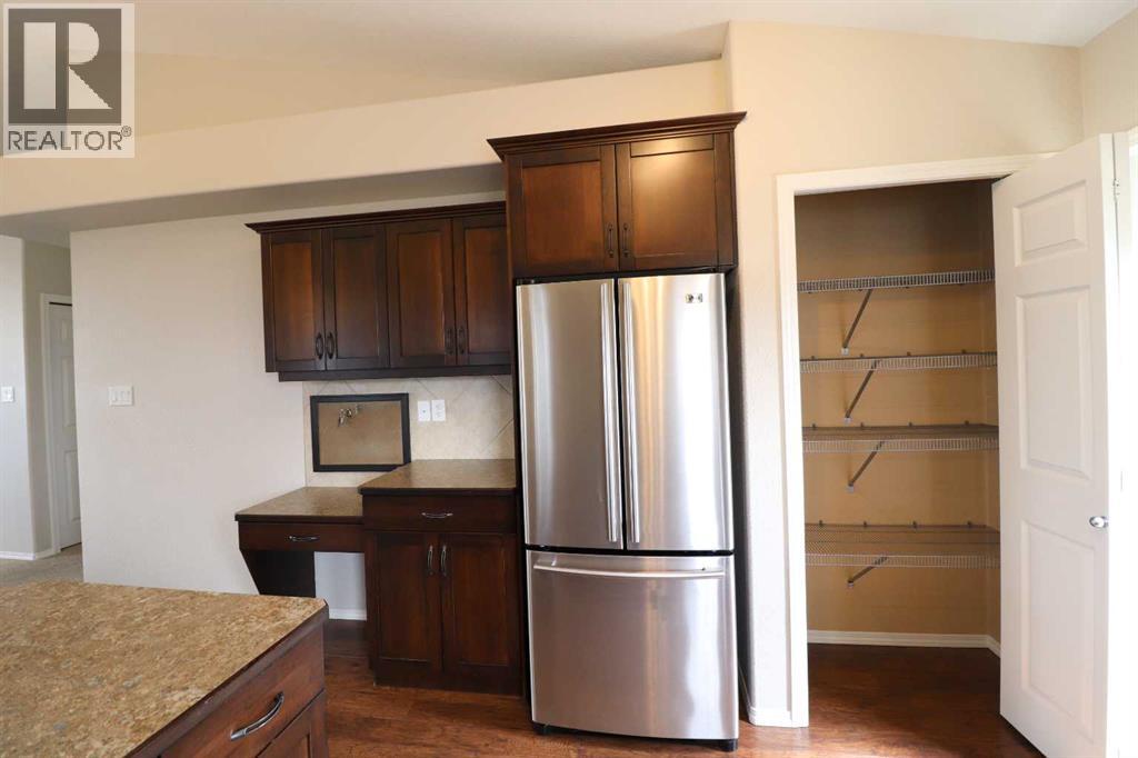 1664 Coalbanks Boulevard W, Lethbridge, Alberta  T1J 2X4 - Photo 10 - A2299174