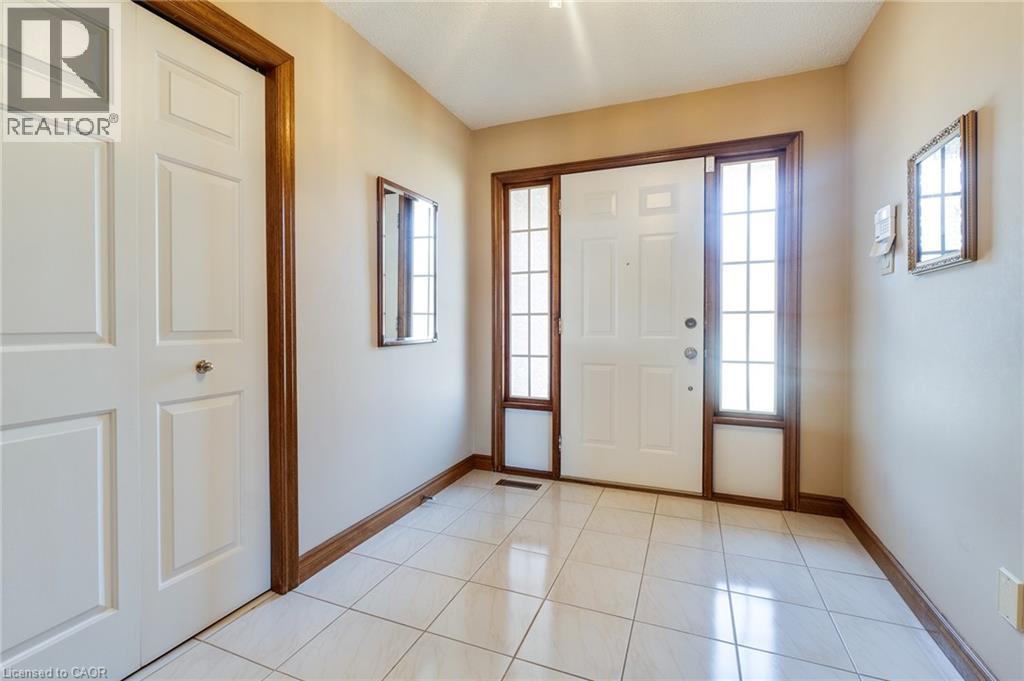 137 National Drive, Hamilton, Ontario  L6M 0H1 - Photo 11 - 40823556