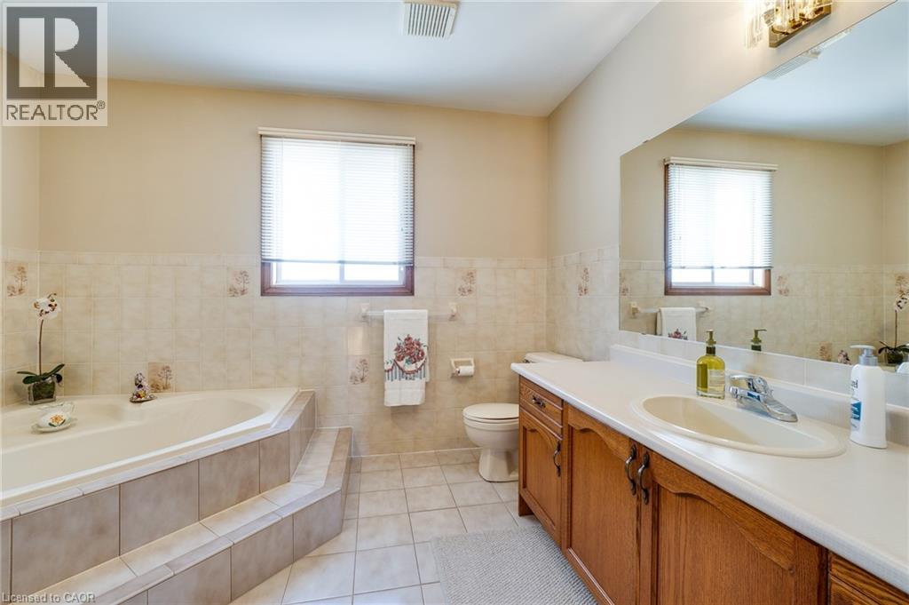 137 National Drive, Hamilton, Ontario  L6M 0H1 - Photo 37 - 40823556