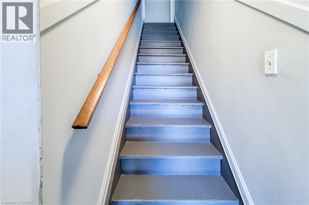 254 Emerald Street N Unit# Upper, Hamilton, Ontario  L8L 5K8 - Photo 3 - 40823213