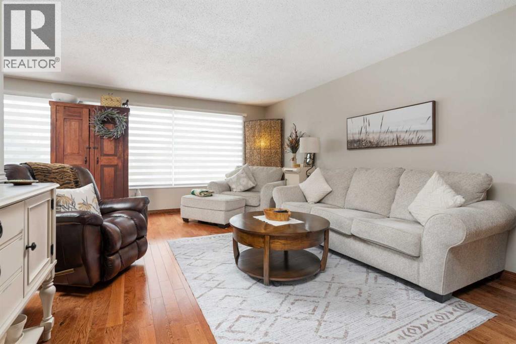 5404 47 Avenue W, Forestburg, Alberta  T0B 1N0 - Photo 3 - A2292233