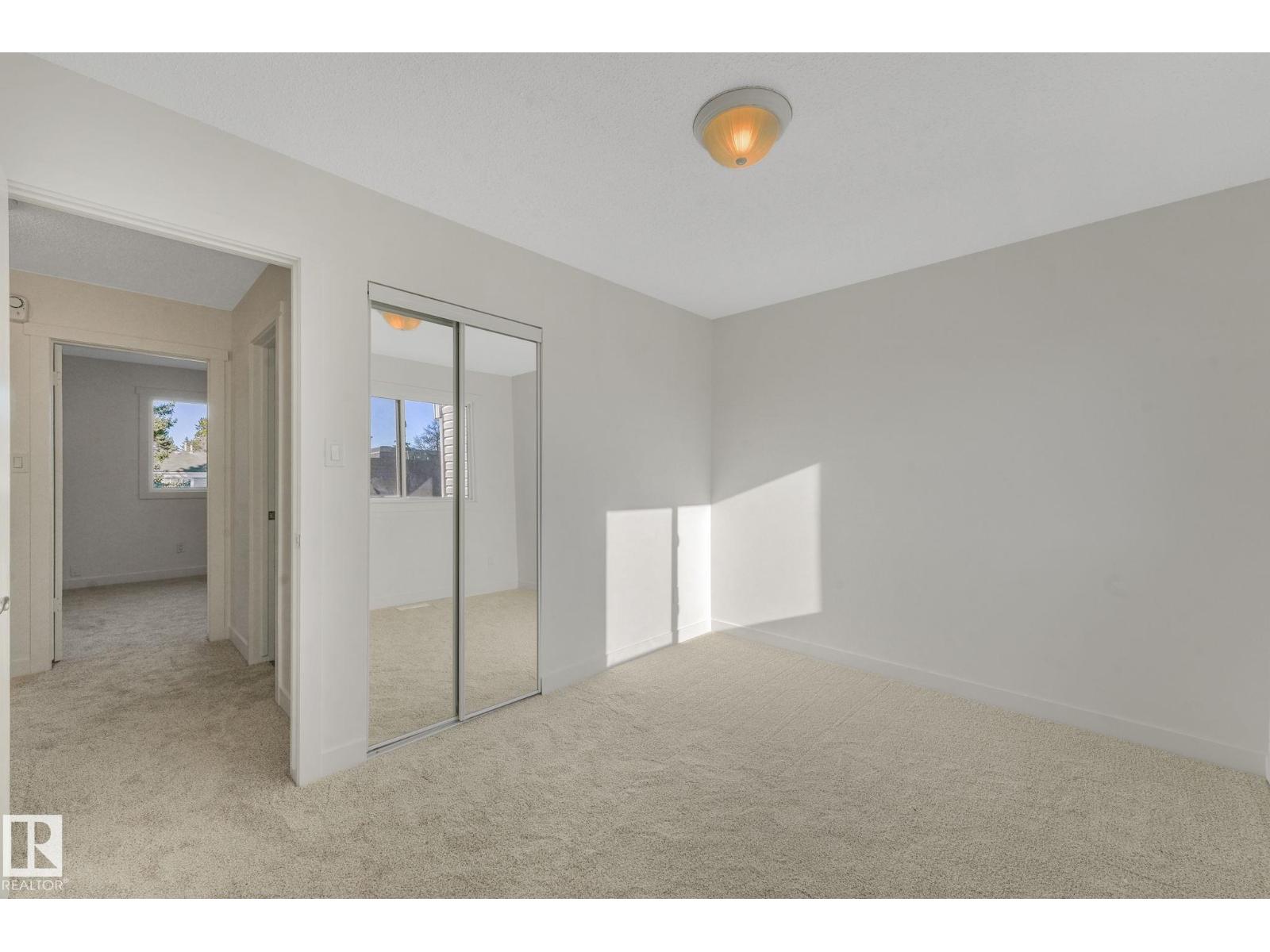 5833 Riverbend Rd Nw, Edmonton, Alberta  T6H 5A8 - Photo 28 - E4482971