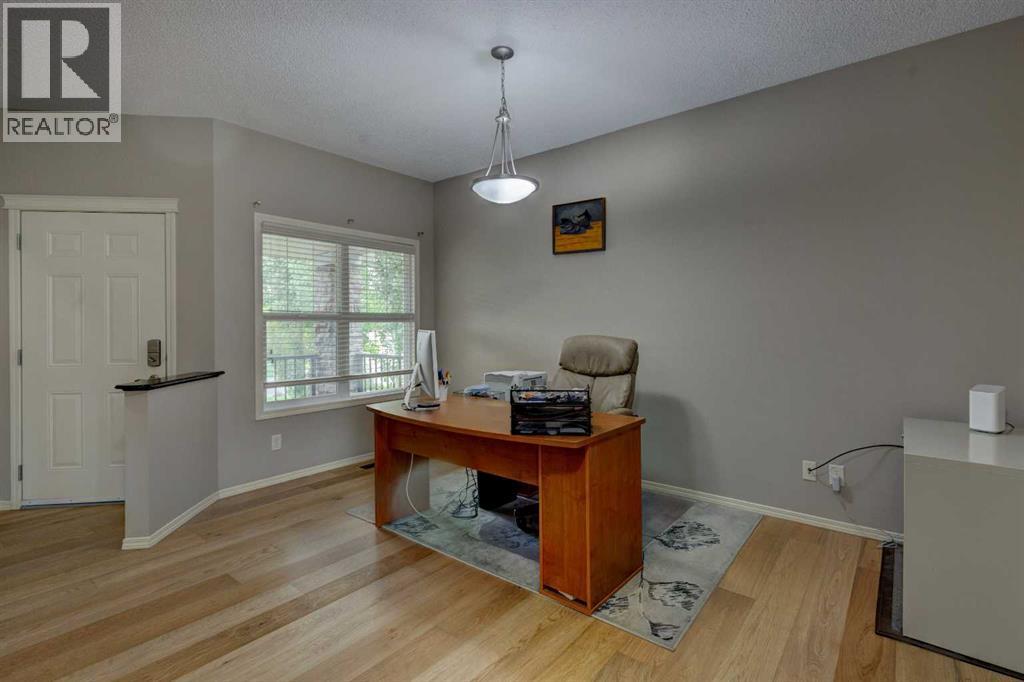 587 Everbrook Way SW, Calgary, Alberta  T2Y 0E7 - Photo 17 - A2303477