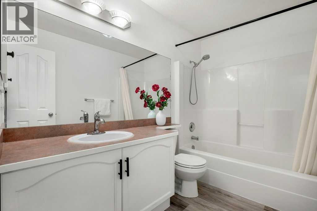 195 Somerglen Common Sw, Calgary, Alberta  T2Y 4E8 - Photo 22 - A2304819