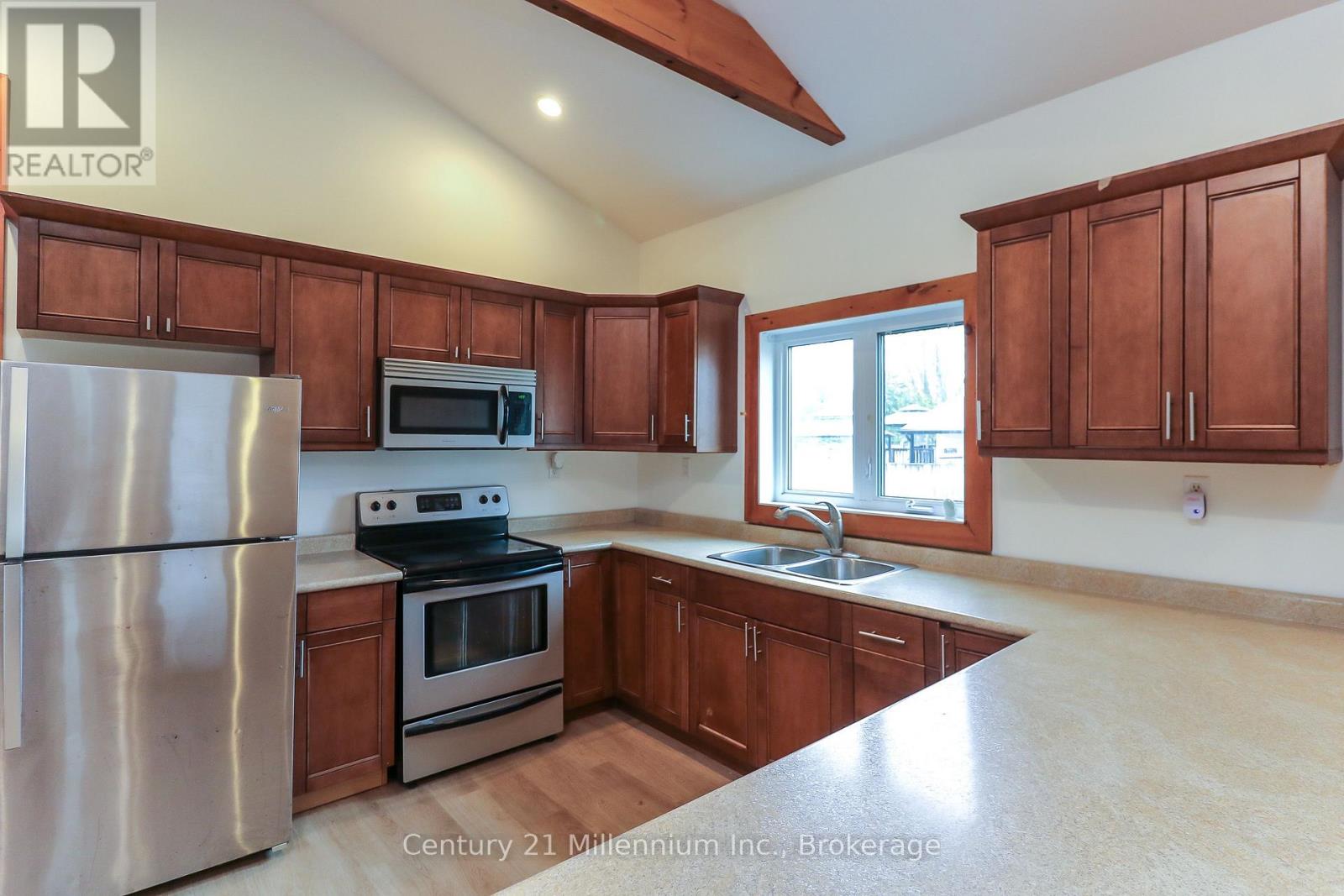 246 Superior Street, Clearview, Ontario  L0M 1S0 - Photo 11 - S13039634