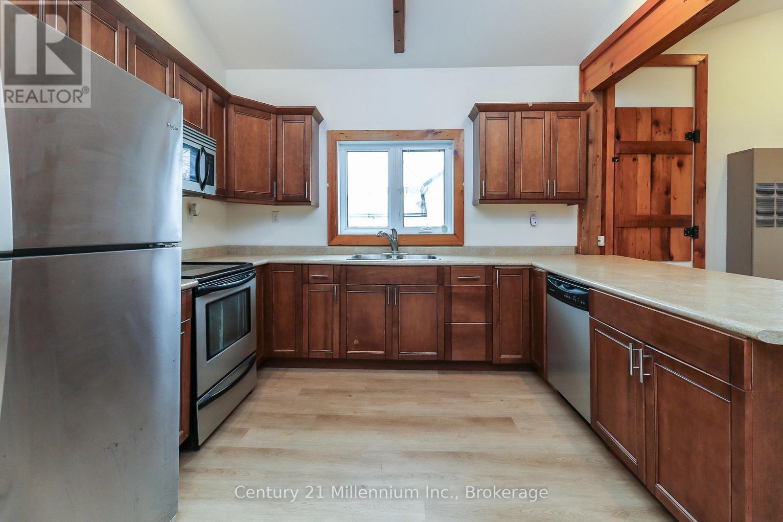 246 Superior Street, Clearview, Ontario  L0M 1S0 - Photo 14 - S13039634