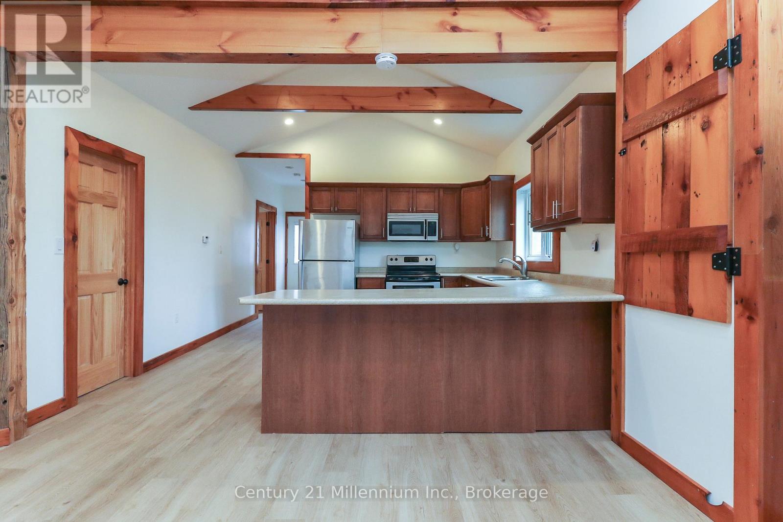 246 Superior Street, Clearview, Ontario  L0M 1S0 - Photo 7 - S13039634