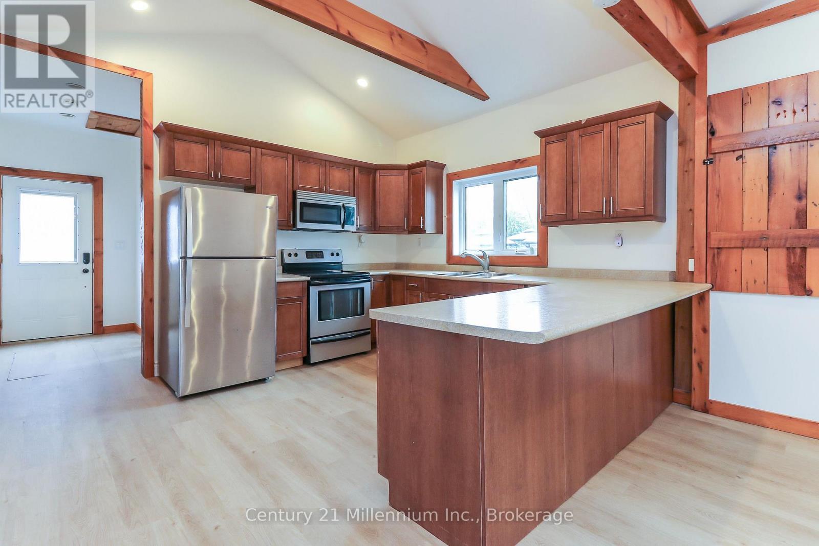 246 Superior Street, Clearview, Ontario  L0M 1S0 - Photo 8 - S13039634