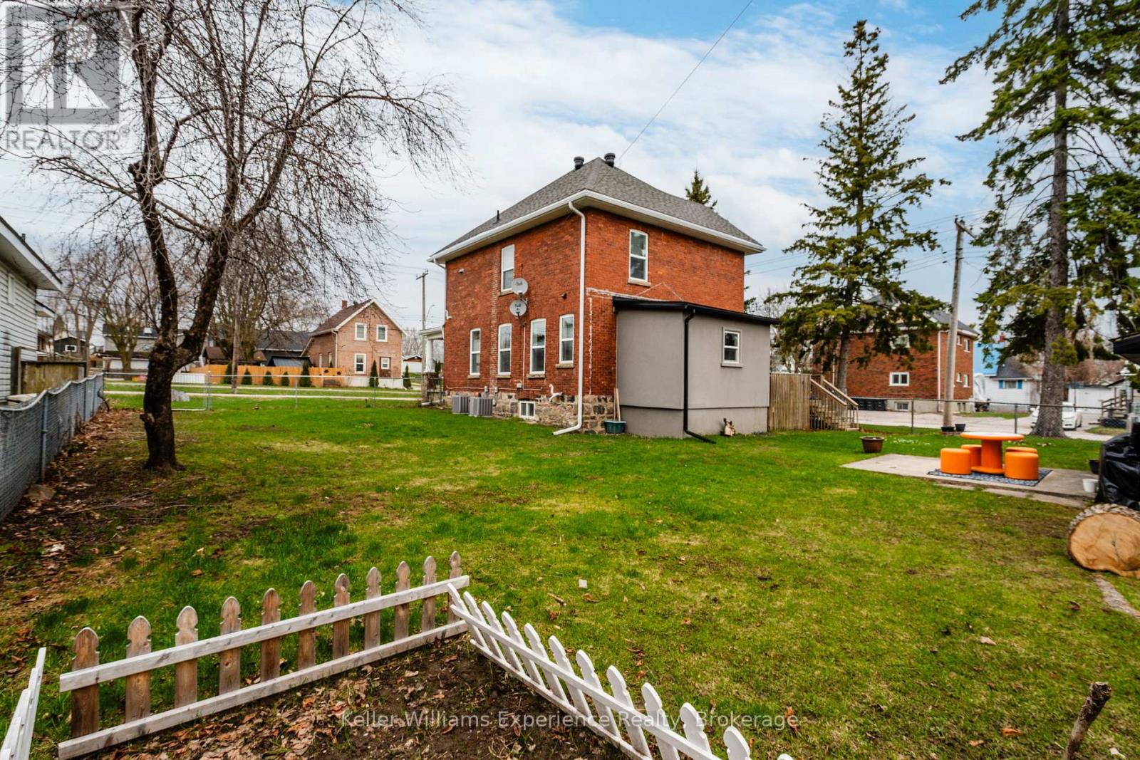 2 - 295 Bay Street, Midland, Ontario  L4R 1K1 - Photo 26 - S13039962