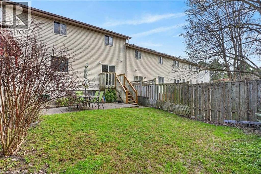 636 Grange Crescent, Waterloo, Ontario  N2T 2L9 - Photo 43 - 40823641