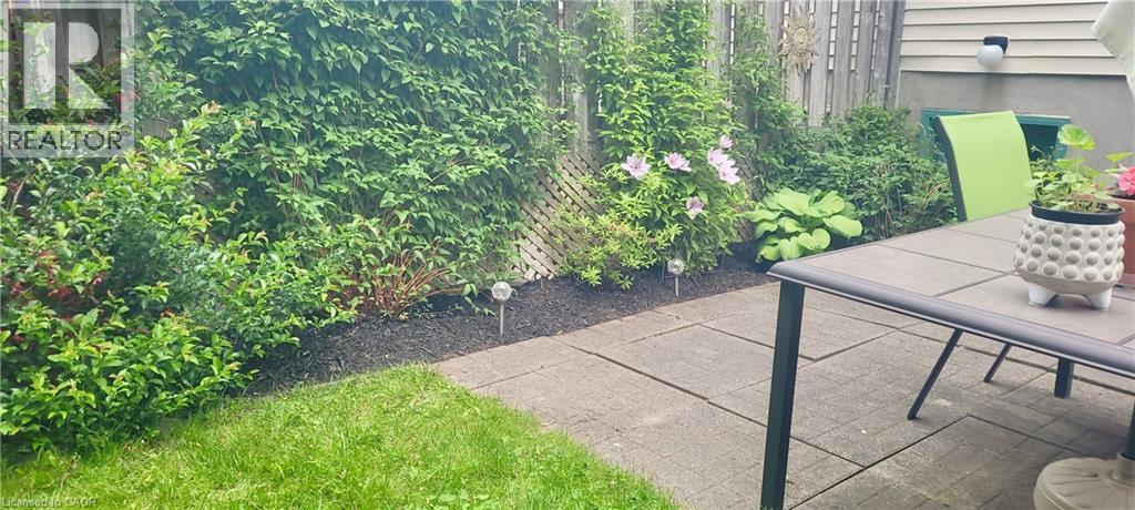 636 Grange Crescent, Waterloo, Ontario  N2T 2L9 - Photo 41 - 40823641