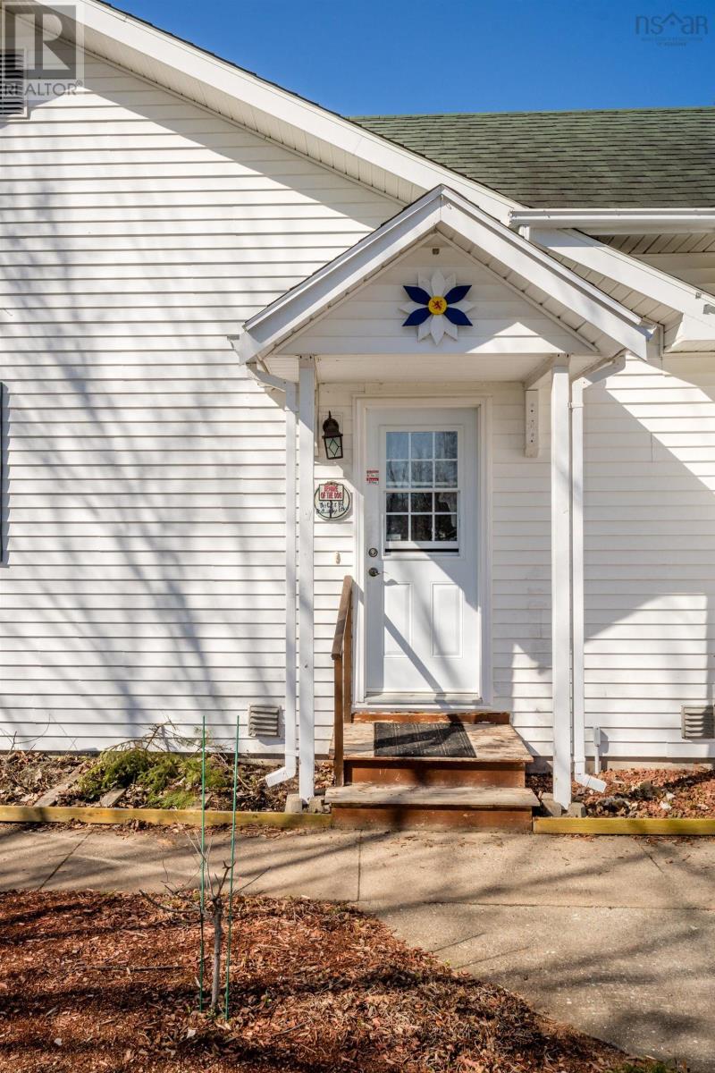 163 Orchard Street, Berwick, Nova Scotia  B0P 1E0 - Photo 5 - 202608478