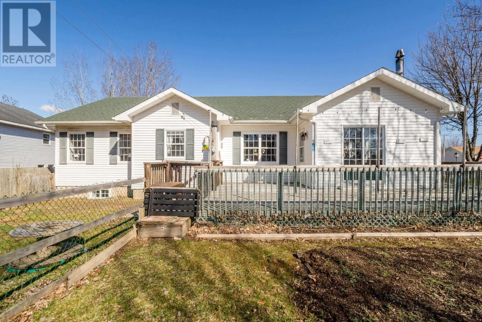 163 Orchard Street, Berwick, Nova Scotia  B0P 1E0 - Photo 6 - 202608478